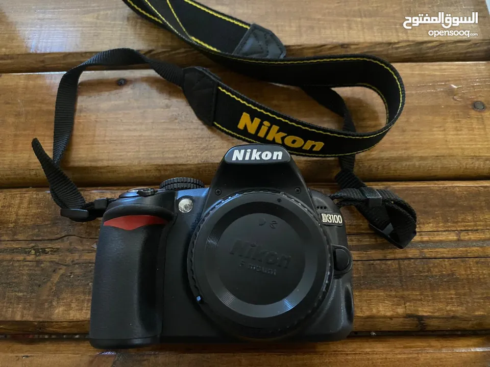 نيكون D3100 Nikon شبه جديدة مع عدسة واعراضها صناعة تايلند