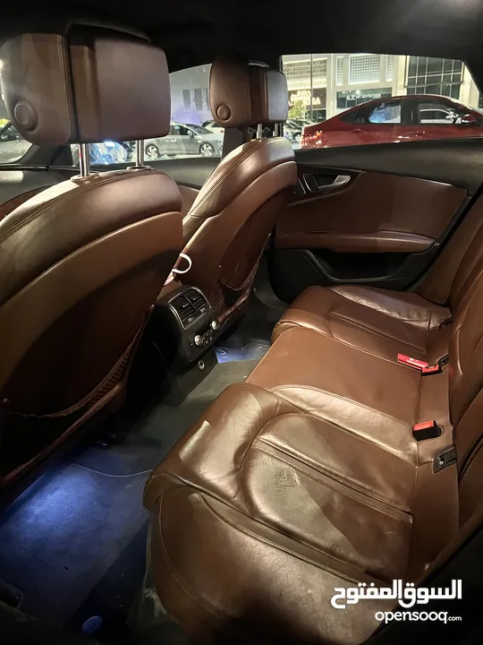 2015 Audi A7 2.8L Quattro  Mileage only 91,000km !