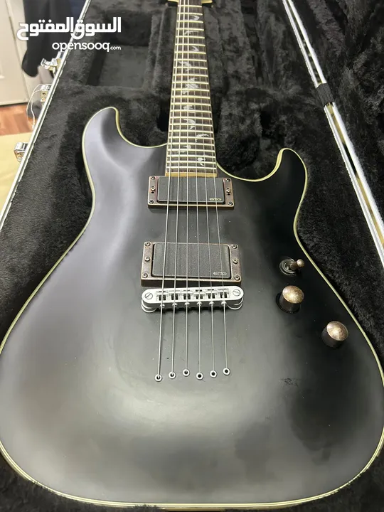 Schecter Damien Platinium 6 with Ibanez Guitar Hard Case with Schaller mods