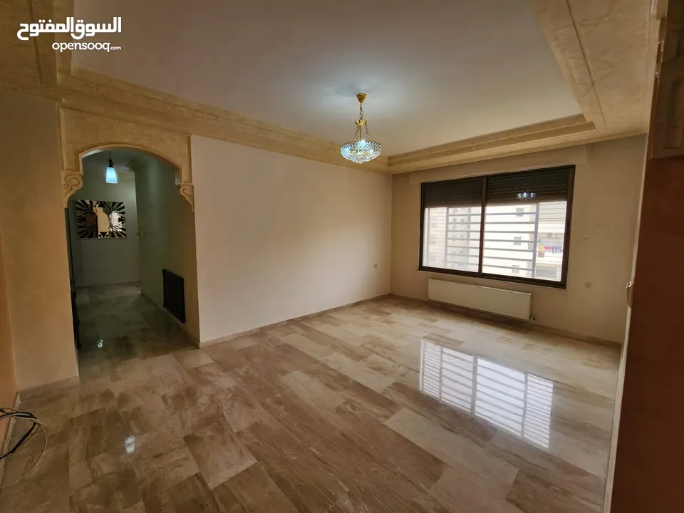 شقة للبيع في حي الصحابة - ref : 14578