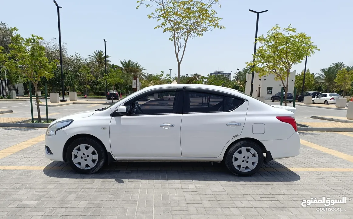 NISSAN SUNNY  MODEL  2022  CAR FOR SALE URGENTLY