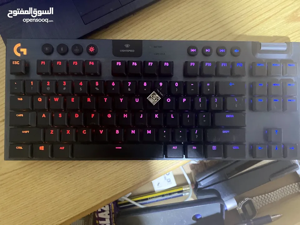 logitech G915 TKL LIGHTSPEED WIRELESS