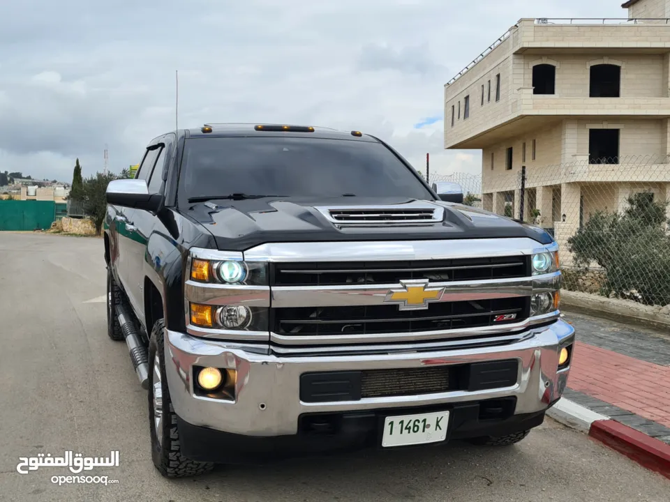 شفرليت سلفرادو LTZ المميزة كليا موديل 2019 / LTZ فل إضافات  دهان شركة ولا غرام بوية / فحص نخب النخب