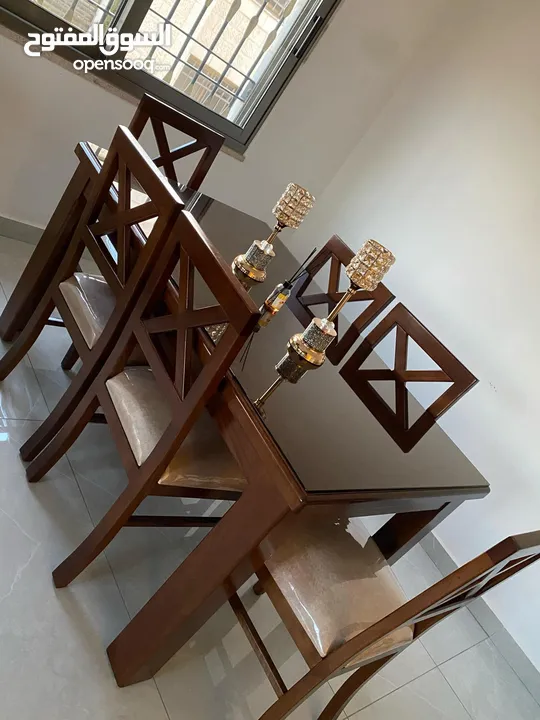 طقم سفرة بحالة الجديد