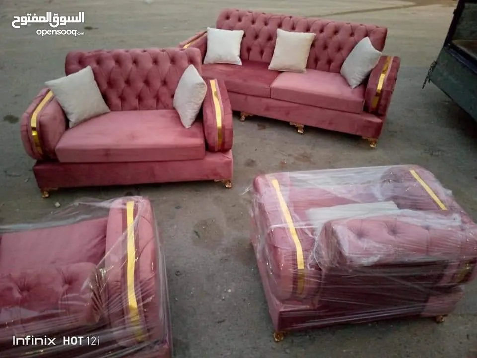 اطقم استيل 7 مقاعد جميع الالوان متوفره داخل المصنع الكميه محدوده