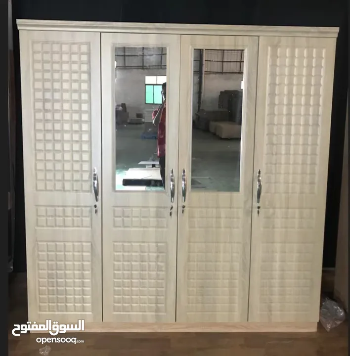 4 door cupboard - 2m