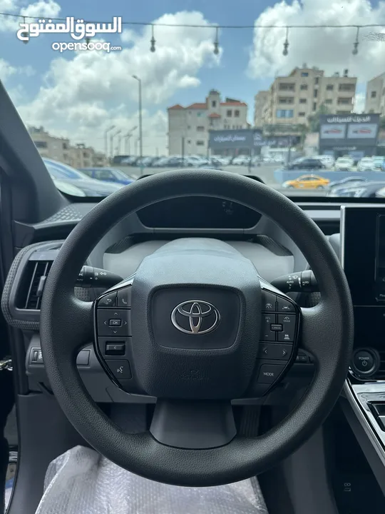 Toyota Bz4x long range 2024 // بطارية كبيرة// كفالة اوتوهب