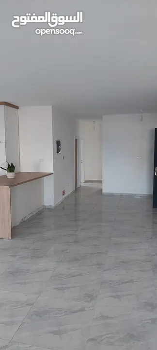 لليجار شقه جديده سطح مرحبا بجانب مخازن صندوقه