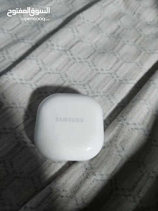 Samsung buds 2