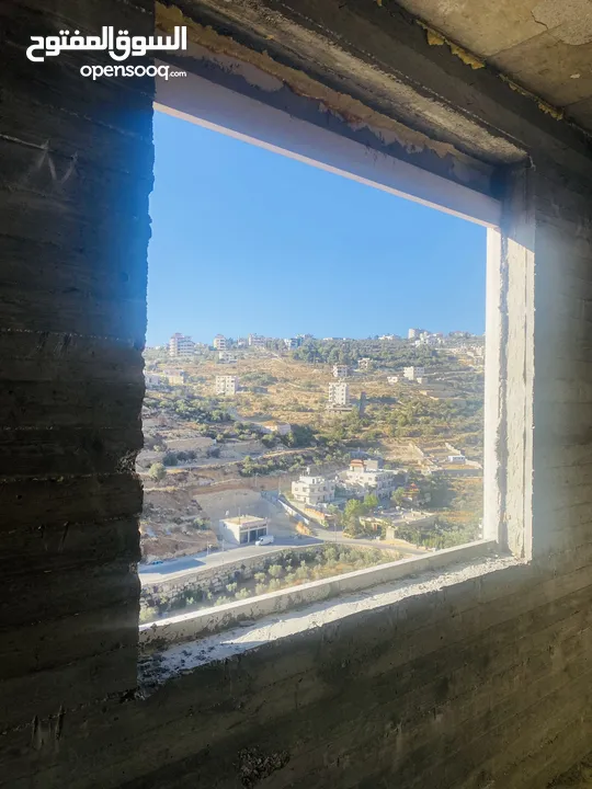 شقق سكنية فاخرة للبيع في الخليل – عقبة تفوح  مساحة واسعة 226م  الطابق الاول و الطابق الثاني للبيع