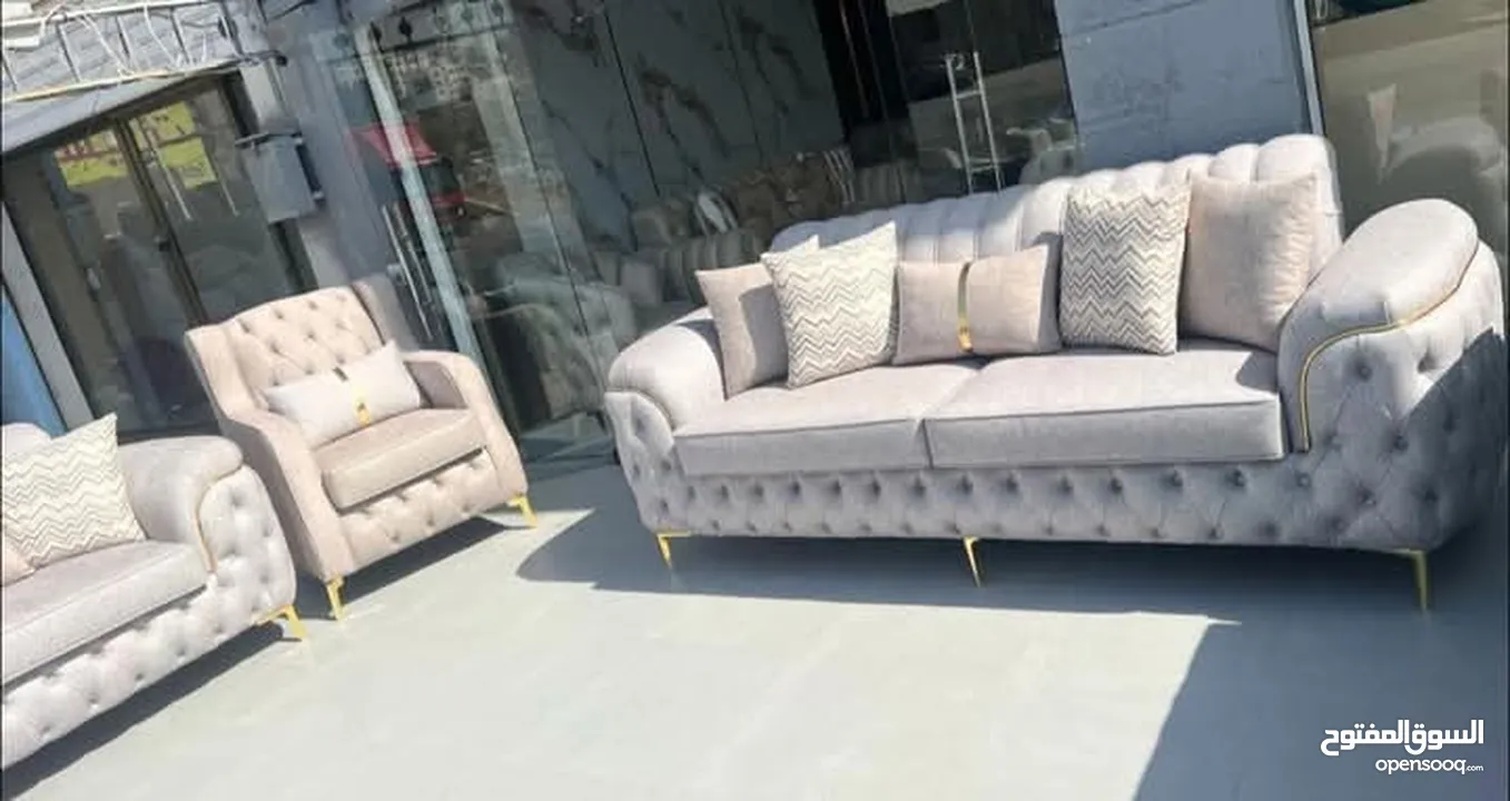 جميع انواع الاثاث و المفروشات