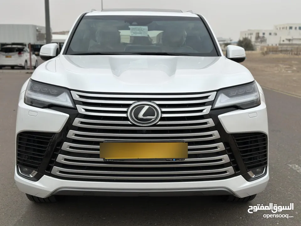 لكزس LX600 اعلى المواصفات 2022 بهووان بقراطيس الوكاله فل 7 ركاب