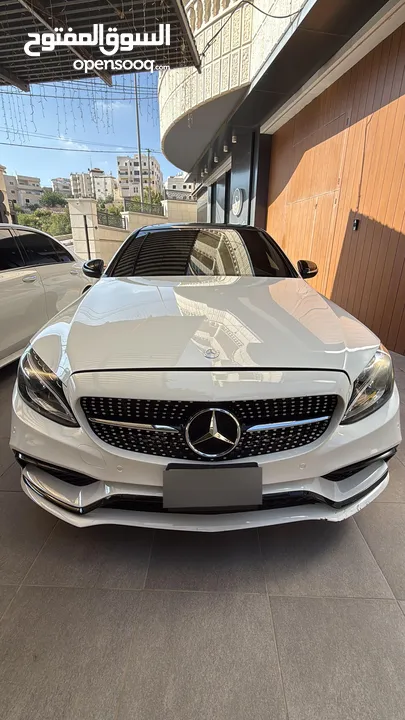 سيارة مرسيدس c200