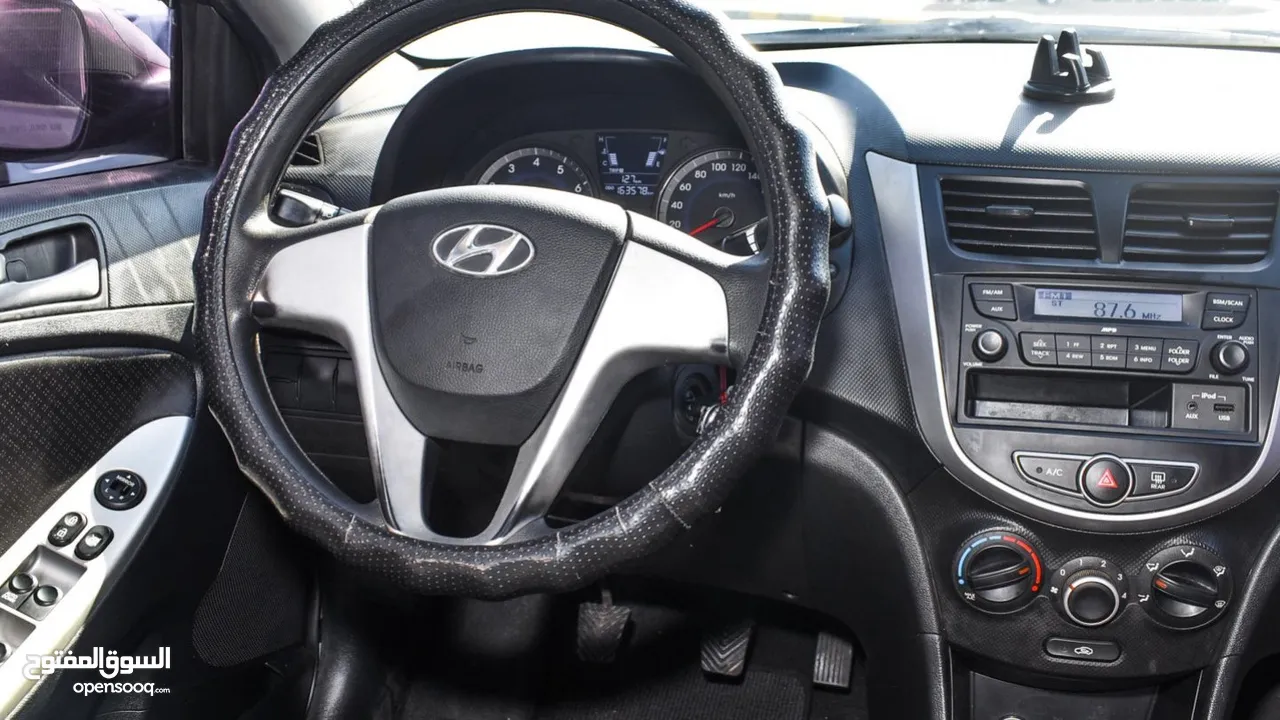 Hyundai Accent 2012 MODEL, Manual Gear