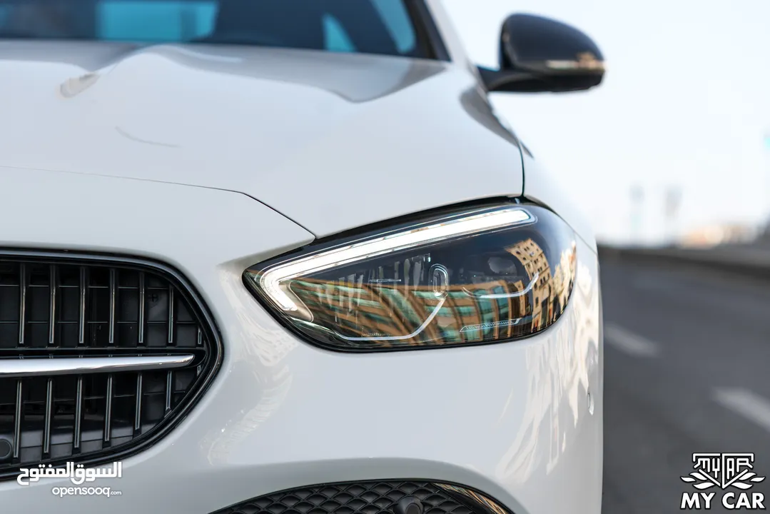 2022 Mercedes C200 – Night Package
