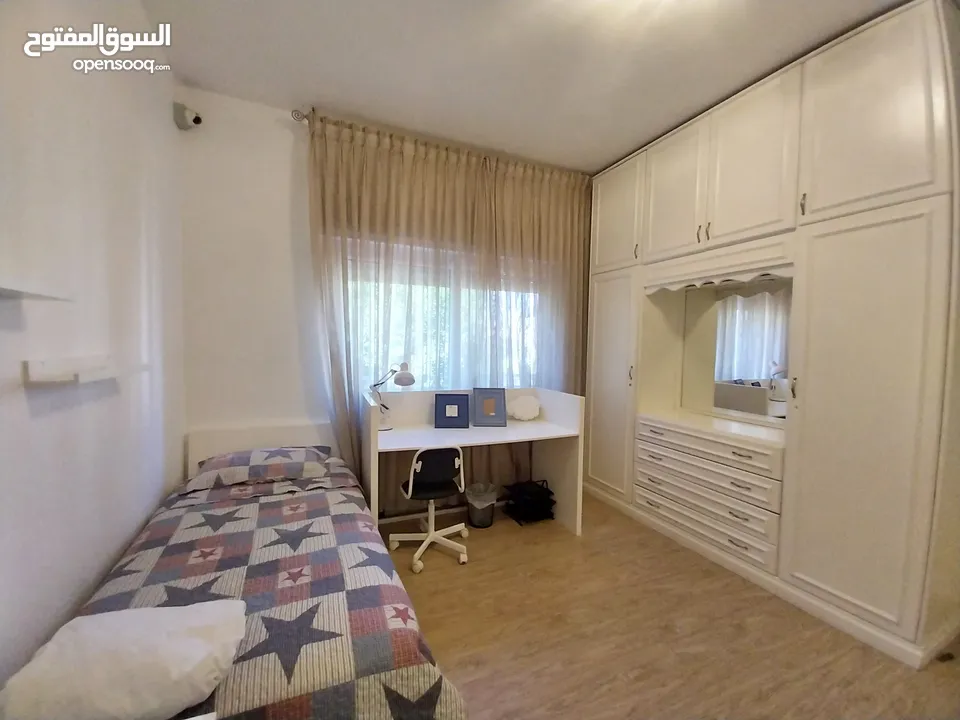 شقة للايجار في منطقة الدوار الرابع  ( Property 34980 ) سنوي فقط