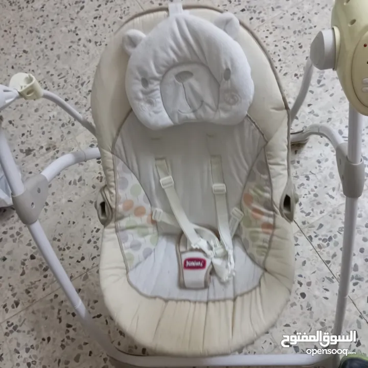 مرجيحة بيبي جونيورز  وجهاز تعقيم و تسخين الرضاعات