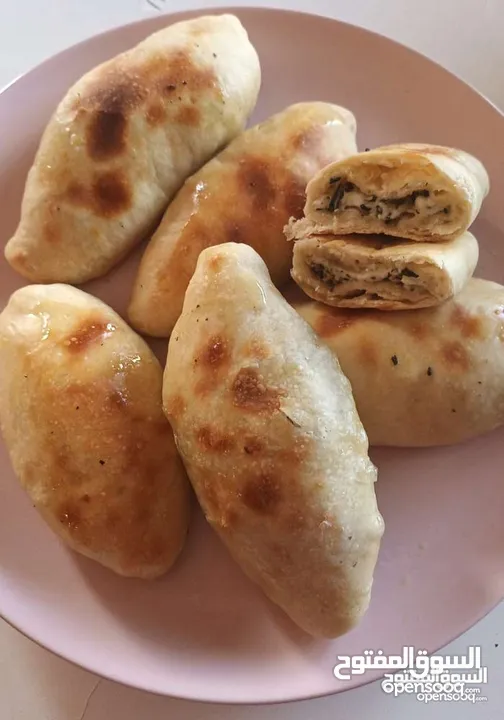 طبخات شرقية منزلية طازجة – مقلوبة، يلنجي، كبة، معمول