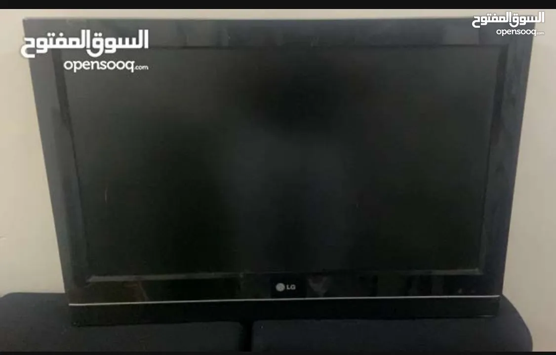 LG 32 inches lcd not smart Remot original condition no scratches as new