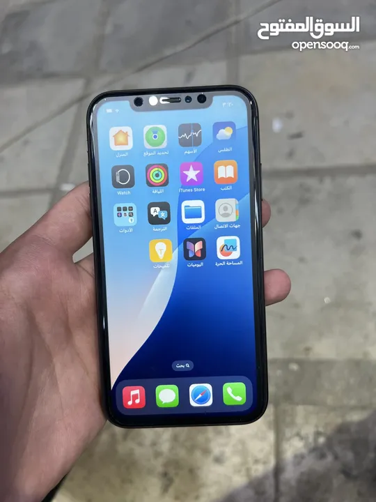 للبيعiphone 11
