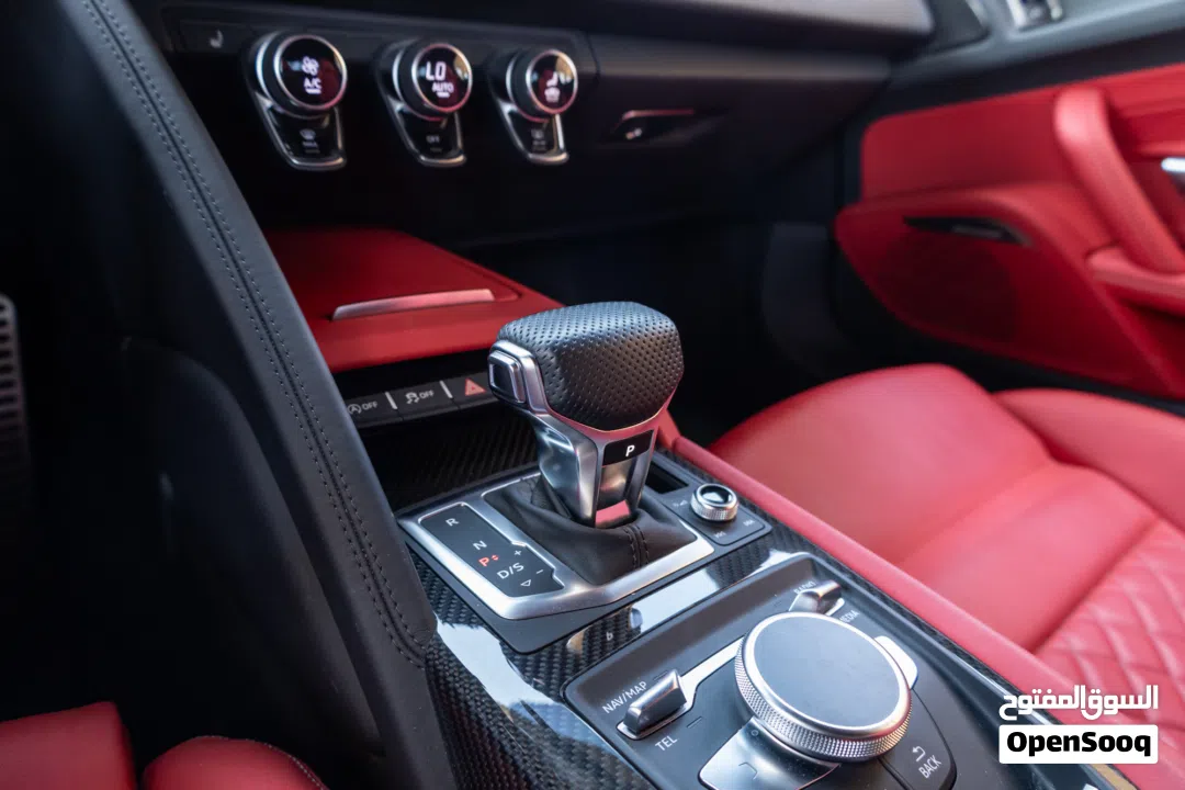 Audi R8 Spyder V10 Performance Convertible 2023 GCC under Agency Warranty