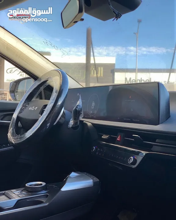 كيا EV6 Electric موديل 2022 وارد كوري ممشى 55 الف كم