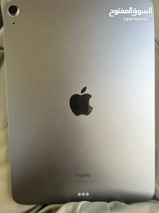 Nearly new! Free earbuds ! Chinese iPad Air 6 11-inch (128GB Wireless)