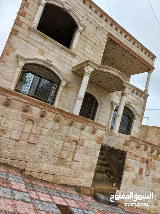 منزل مستقل طابقين  للبيع