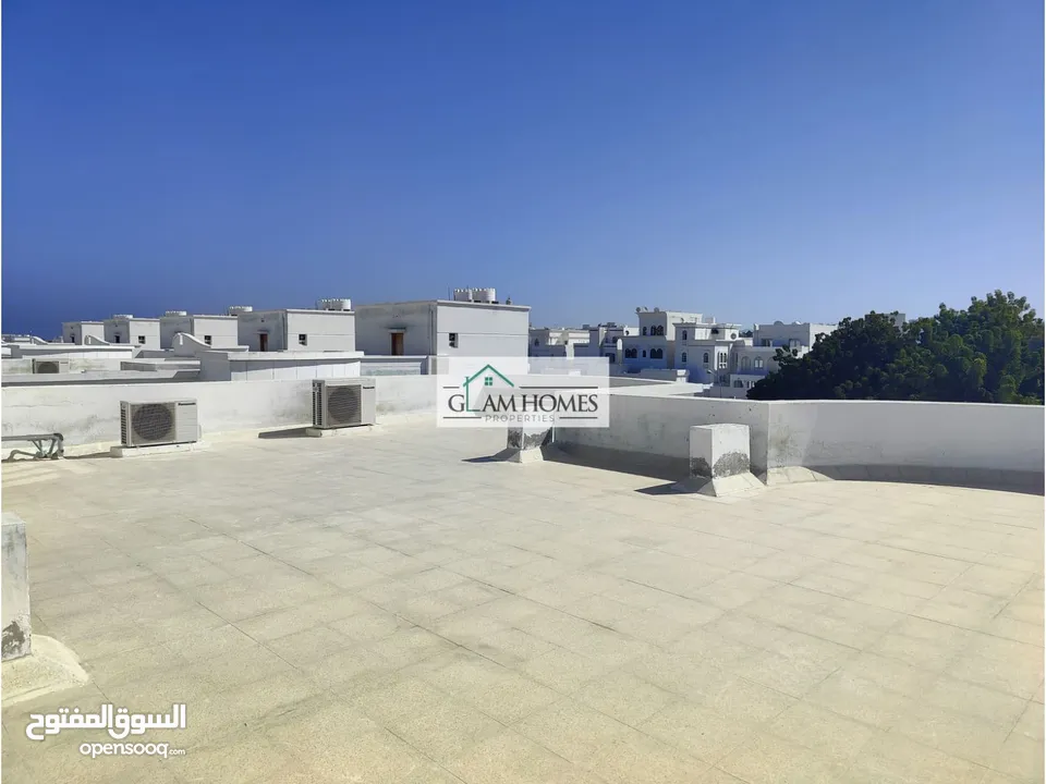 6 Bedrooms Villa for Rent in Shatti Al Qurum REF:589H