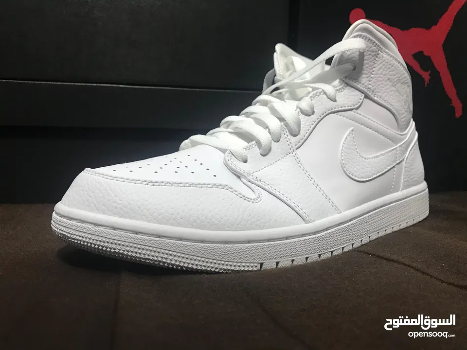 Nike Air Jordan 1 Mid White Blank