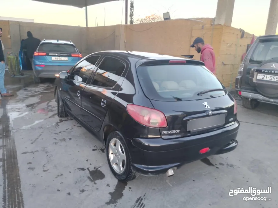 للبيع المستعجل بيجو 206 موديل 2007 فحص 7 جيد لون اسود