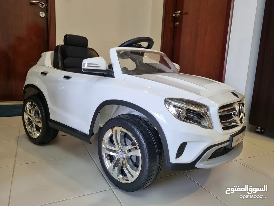 Mercedes Kids Electrical car the with remote control