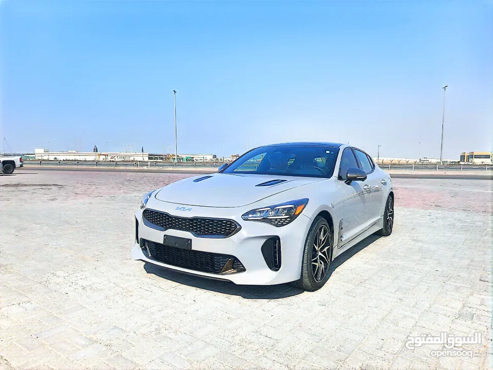 Kia STINGER 2.5 GT Line Model 2023 UAS spec