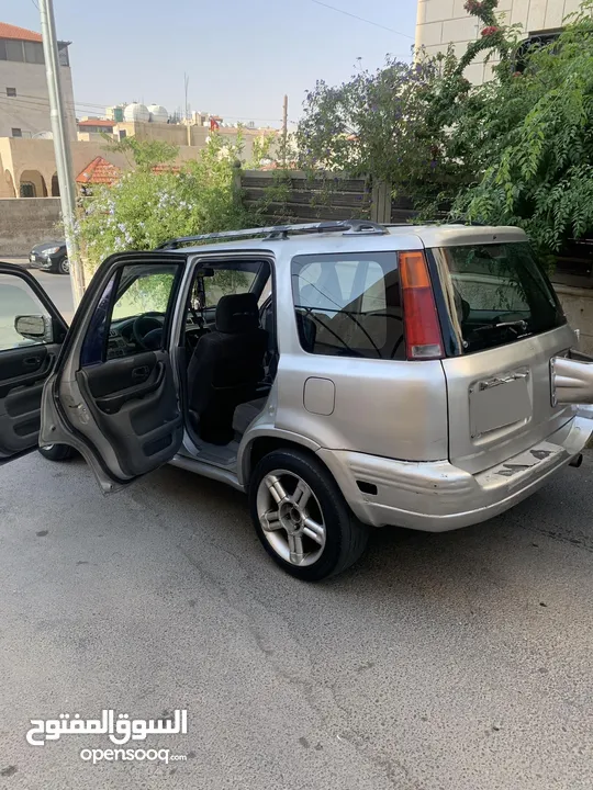 هوندا  crv موديل ال 1998