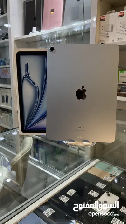 iPad Air 6 11 inch M2 256GB / WiFi / Battery : 100% مشحون 13 مرة فقط