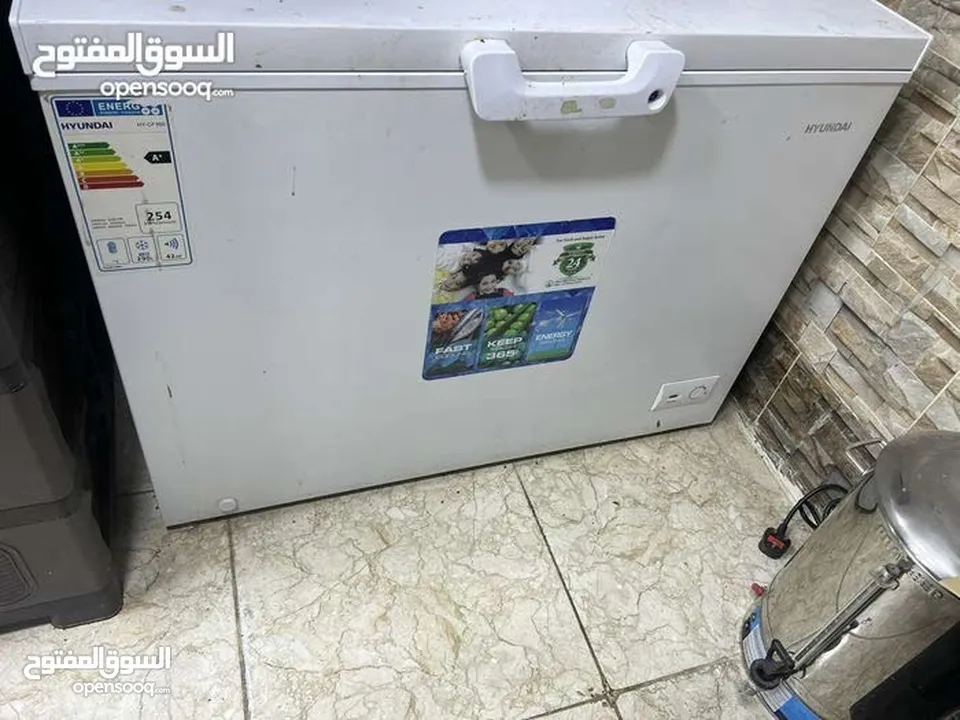 محل وافل وكريب. وكوتيلات للبيع