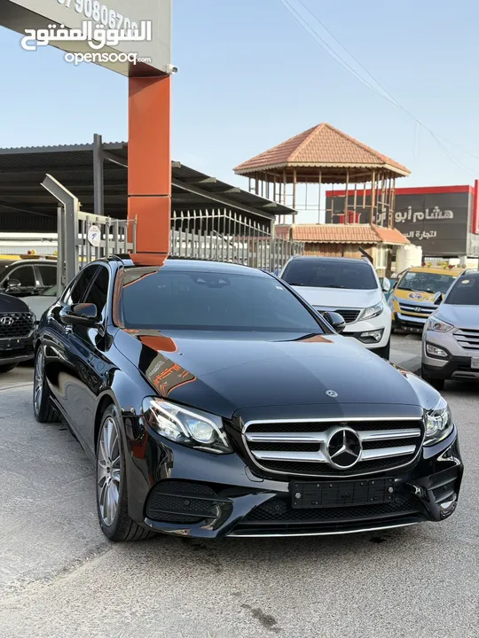 مرسيدس E350 2020 AMG فحص كامل ممشى قليل فل اضافات اعلى صنف لون اسود غرفة كاميل
