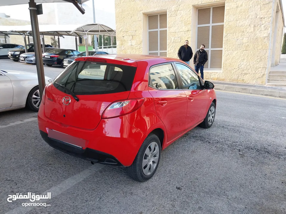 مازدا زوم 2 بحالة ممتازة جدا الفحص مرفق في الصور