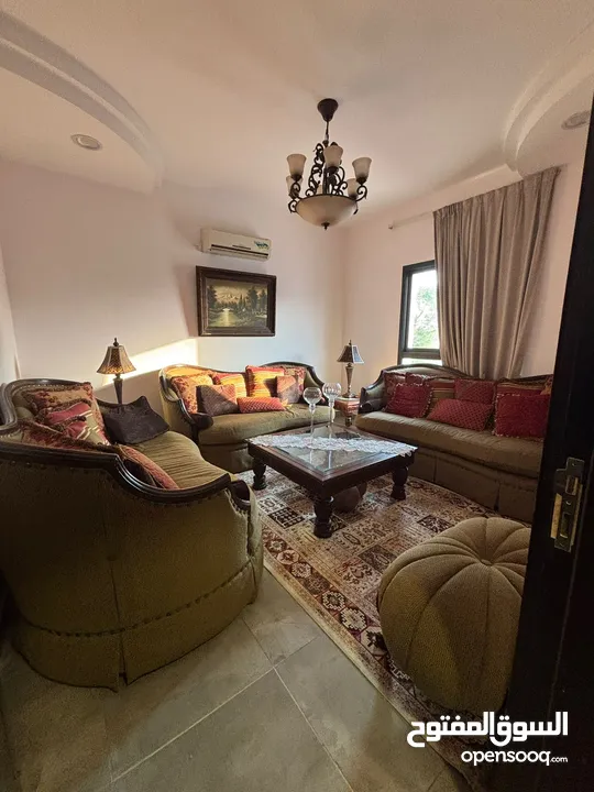 للبيع شقة تمليك في البحير موقع مميز قريب من المسجد والمدارس وجميع الخدمات