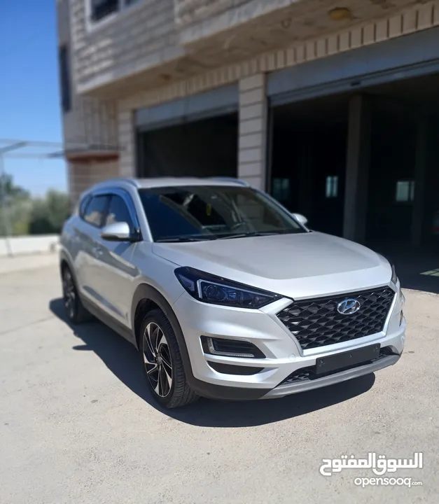 توسان 2020 ترخيص 2019 4×4 بوية شركة ولا غرام بويه بسسعر مميز على الكاش