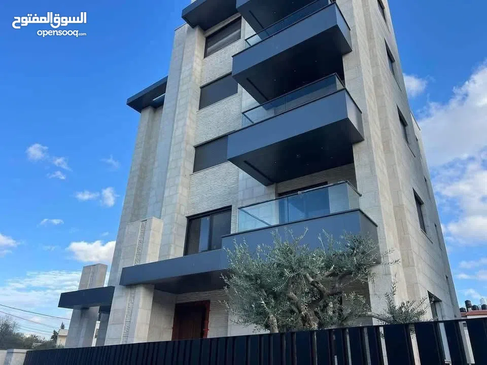 شق فاخره للببع في الطيره خلف حلويات العكر