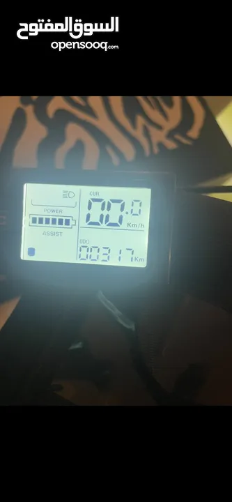 بسكليت كهرباء شبه جديد ماشي 500 كيلو فقط عالبطاريه  48 فولت 10 أمبير ماتور 500 وات  سرعه 50صاروخ