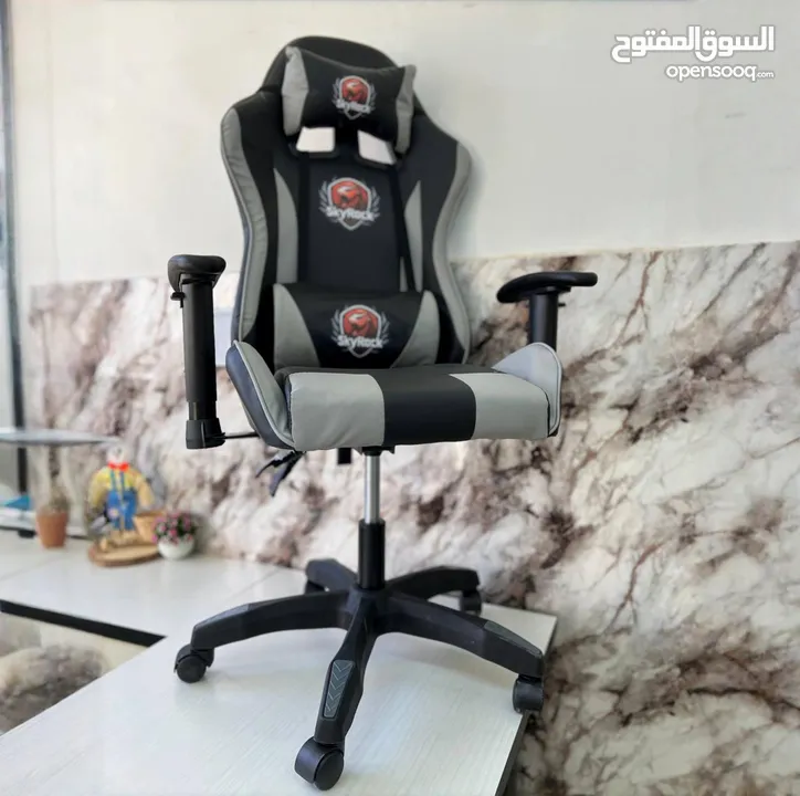 لو جلسيتك مش مريحة، أدائك مش راح يكون رهيب! خذلك كرسي الجيمنغ الفاخر وعيش أجواء الاحترافية من أول جل