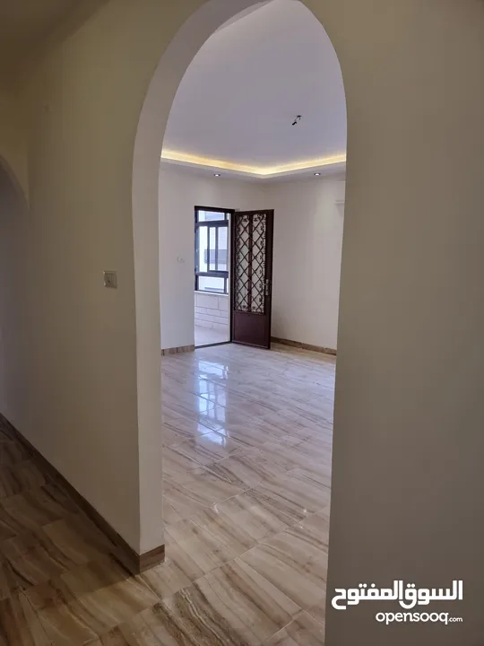 شقه طابق ثالث للبيع من المالك مباشره