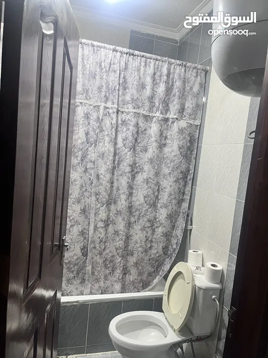 شقة طابق ثالث للبيع