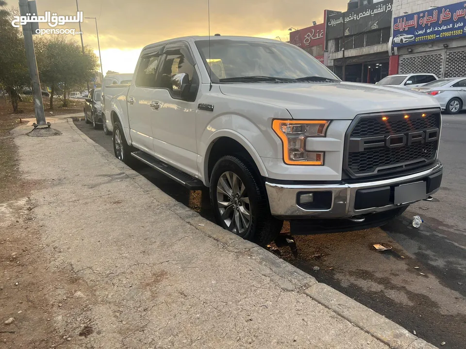 بكب اب فورد F150 لاريت وارد وكاله عمان فل كامل عداد 80000 كم ايكو بوست