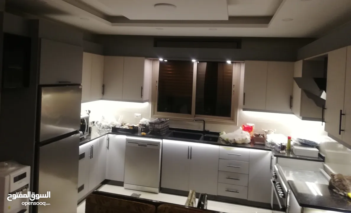 شقه فاخرهVipسوبرديلوكس_الحي الشرقي_دوارالسنبله_بالقرب من الخدمات_بمدخل خاص_تشطيبات فخمه_بسعرمميز