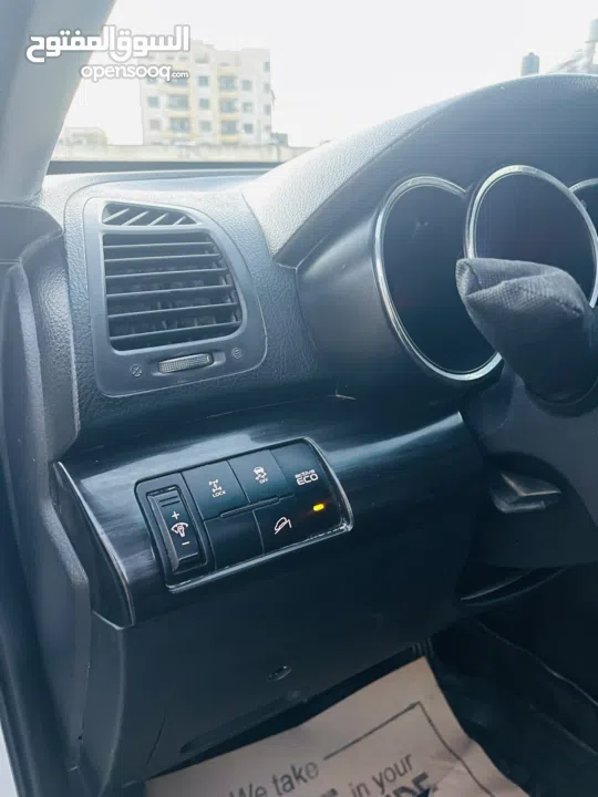 كيا سرانتو 2012