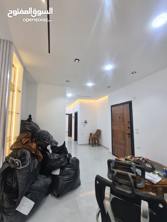 شقة شبه أرضية فاخرة مع اثاث للبيع في البتراوي – قرب دوار الفلاح  Luxury  apartment for sale