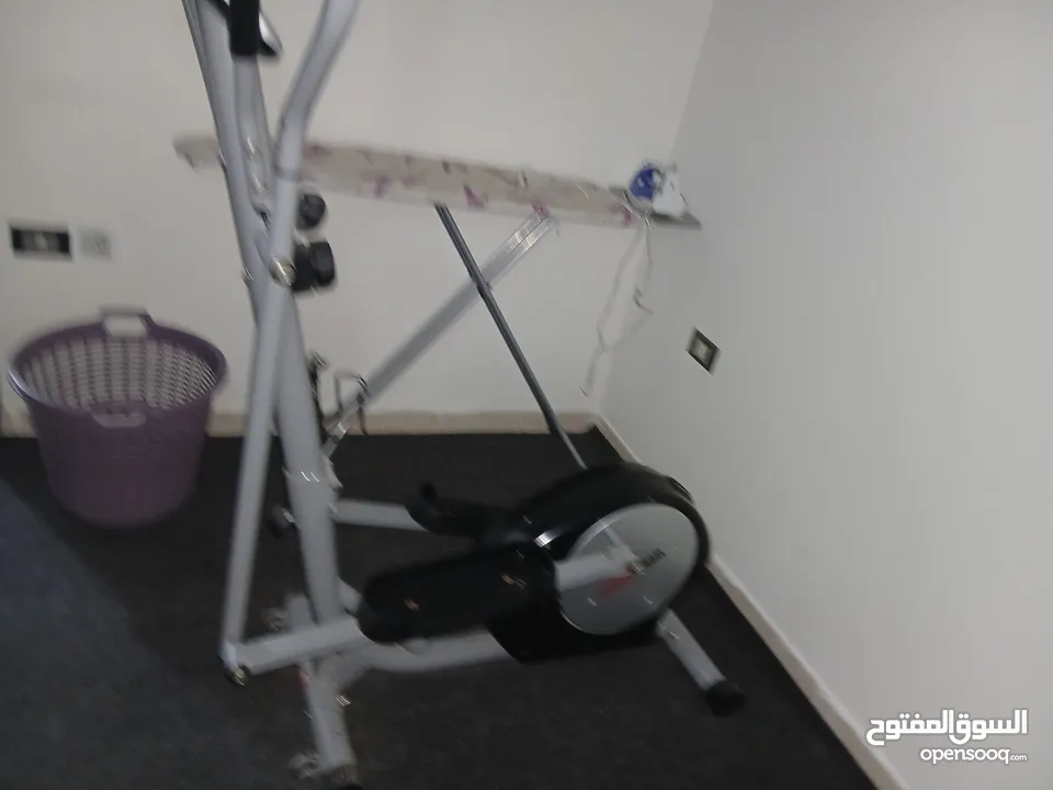 جهاز كروس + بنش +بار + وزنات  للبيع